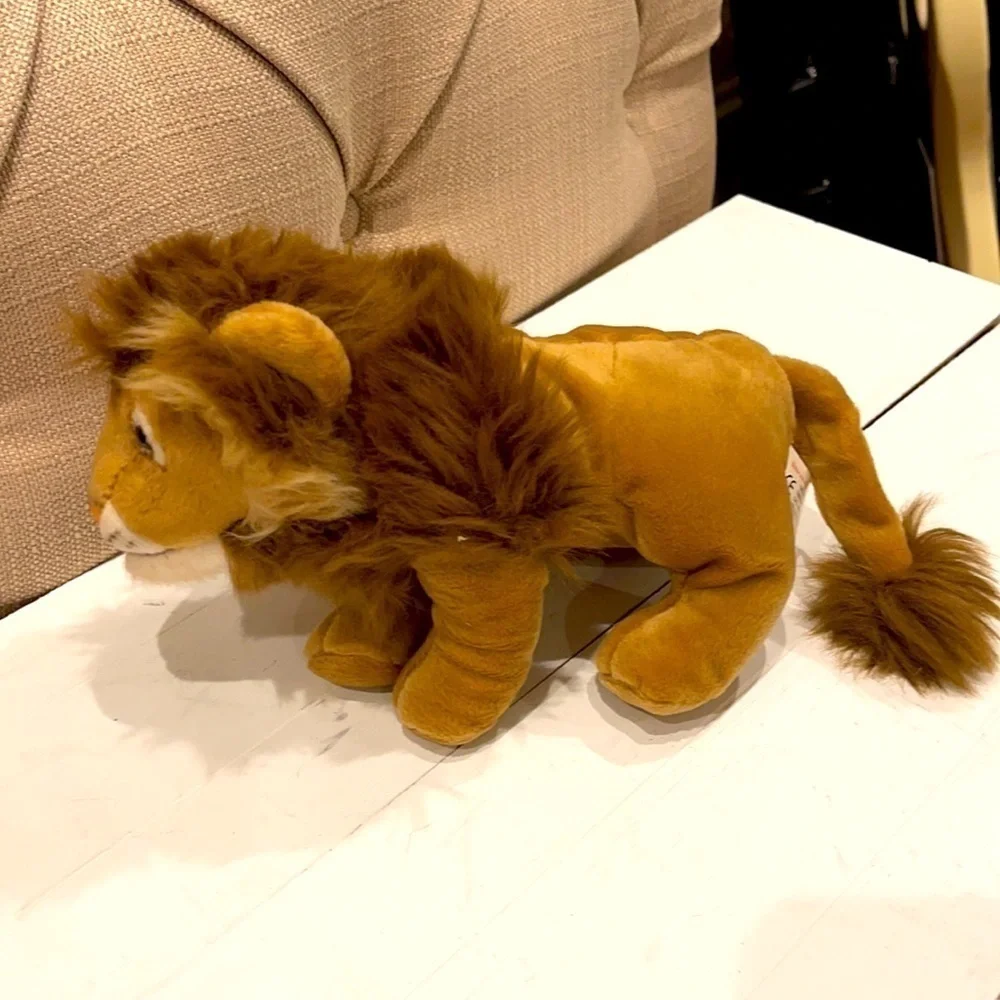 Lion Stuffed Animal 8”